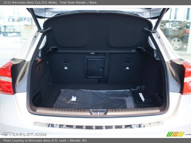 Polar Silver Metallic / Black 2015 Mercedes-Benz GLA 250 4Matic