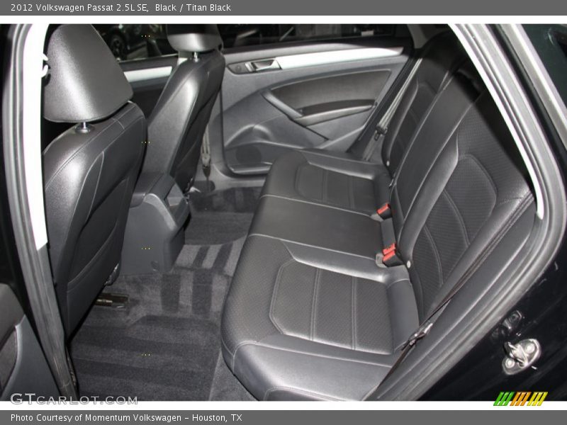 Black / Titan Black 2012 Volkswagen Passat 2.5L SE