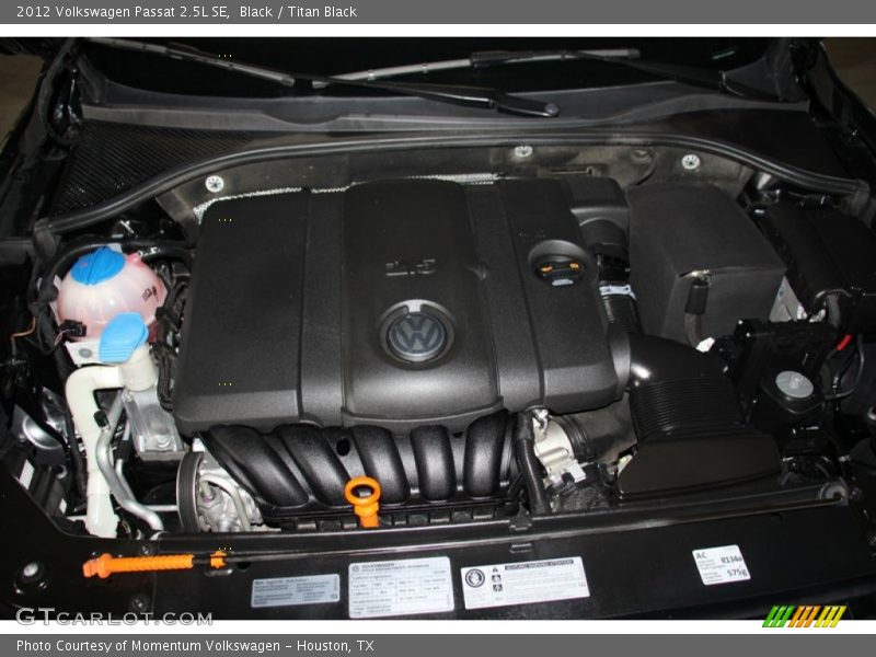 Black / Titan Black 2012 Volkswagen Passat 2.5L SE