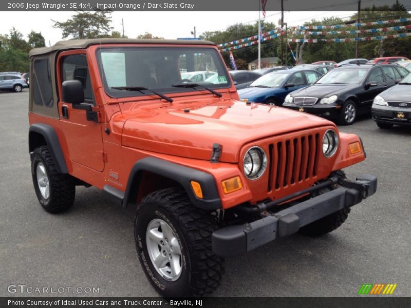 Impact Orange / Dark Slate Gray 2006 Jeep Wrangler SE 4x4
