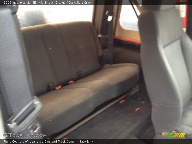 Impact Orange / Dark Slate Gray 2006 Jeep Wrangler SE 4x4
