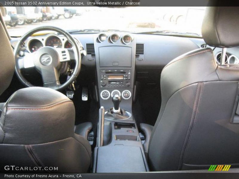 Ultra Yellow Metallic / Charcoal 2005 Nissan 350Z Anniversary Edition Coupe