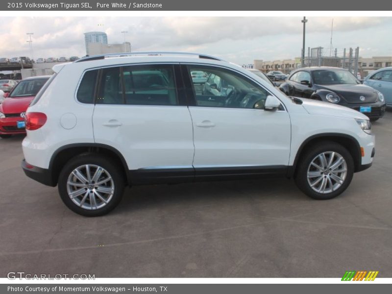 Pure White / Sandstone 2015 Volkswagen Tiguan SEL