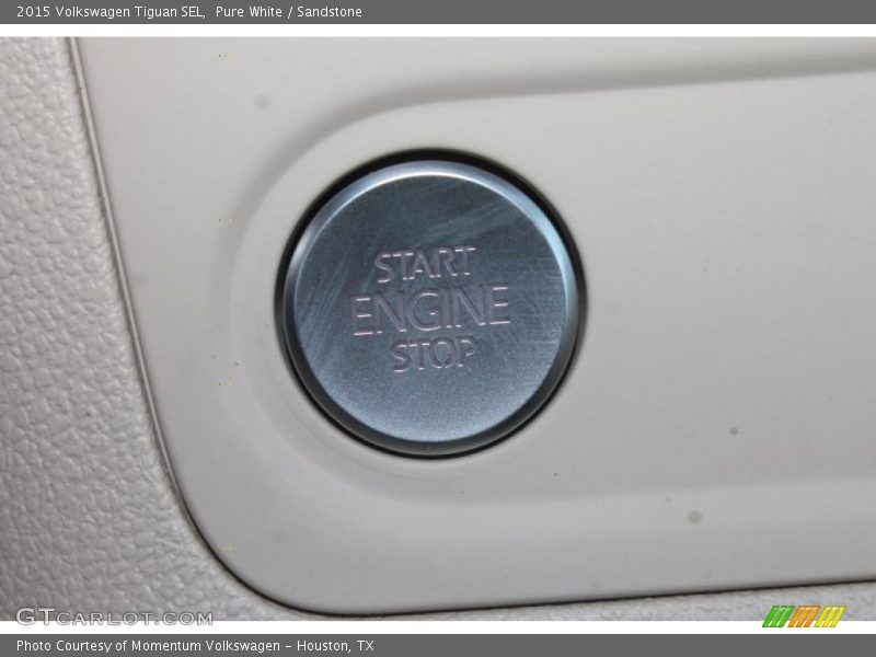 Pure White / Sandstone 2015 Volkswagen Tiguan SEL