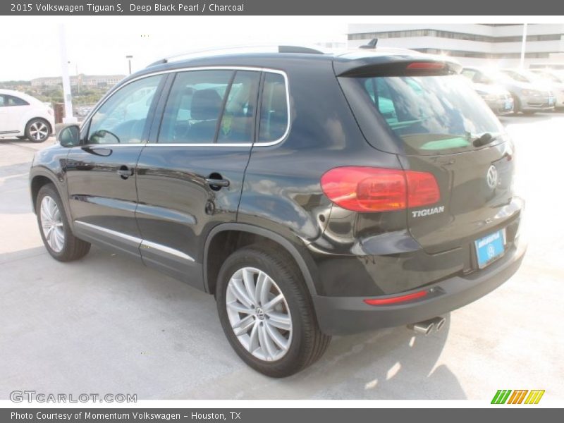 Deep Black Pearl / Charcoal 2015 Volkswagen Tiguan S