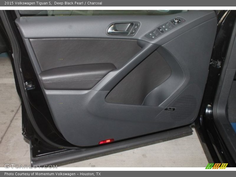 Deep Black Pearl / Charcoal 2015 Volkswagen Tiguan S