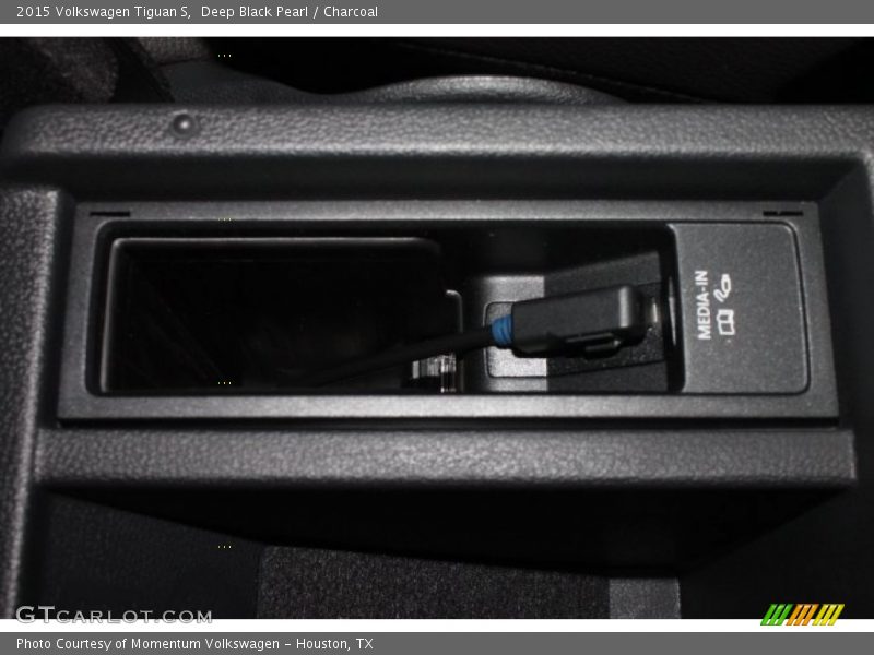 Deep Black Pearl / Charcoal 2015 Volkswagen Tiguan S
