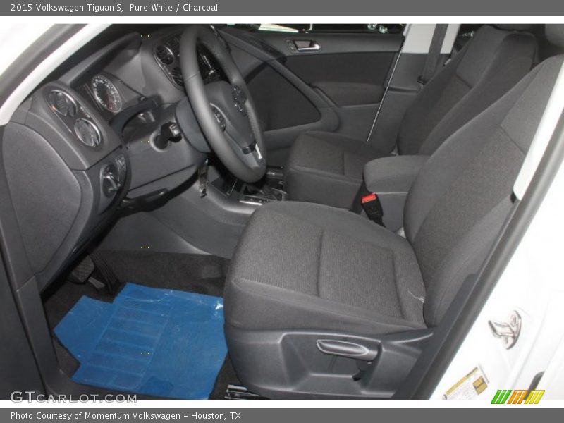 Pure White / Charcoal 2015 Volkswagen Tiguan S