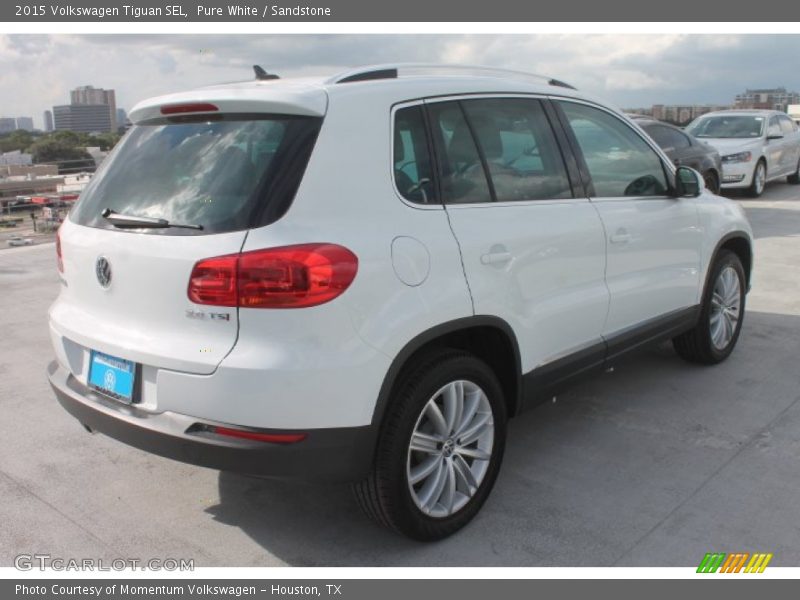 Pure White / Sandstone 2015 Volkswagen Tiguan SEL