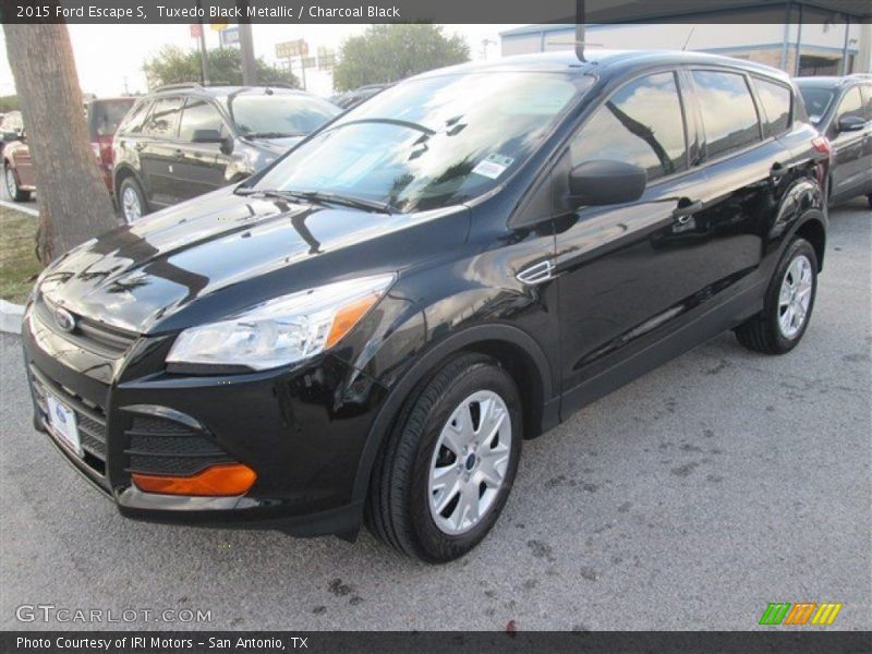 Tuxedo Black Metallic / Charcoal Black 2015 Ford Escape S