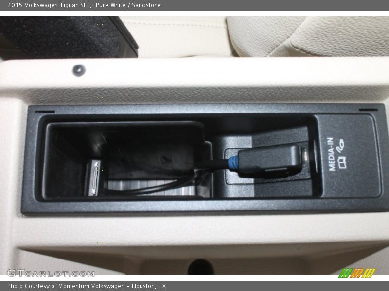 Pure White / Sandstone 2015 Volkswagen Tiguan SEL