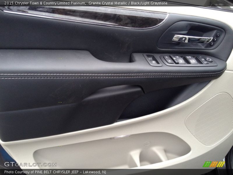 Granite Crystal Metallic / Black/Light Graystone 2015 Chrysler Town & Country Limited Platinum