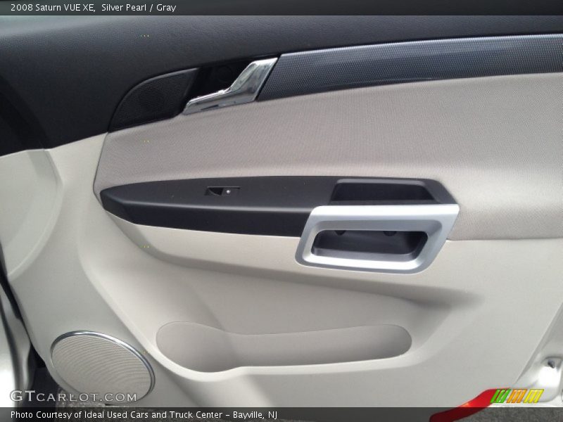 Silver Pearl / Gray 2008 Saturn VUE XE