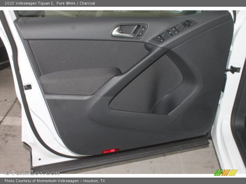 Pure White / Charcoal 2015 Volkswagen Tiguan S