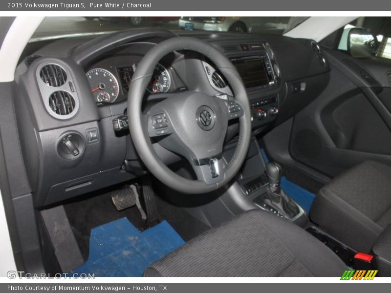 Pure White / Charcoal 2015 Volkswagen Tiguan S