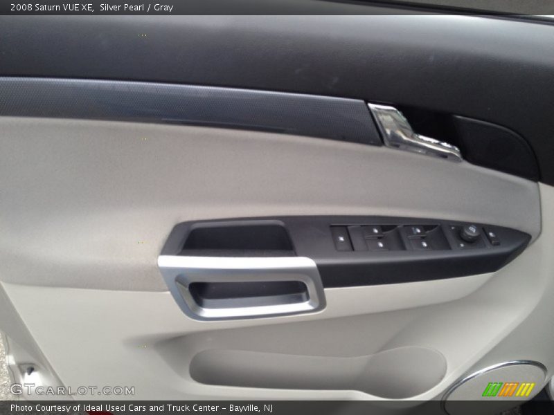 Silver Pearl / Gray 2008 Saturn VUE XE