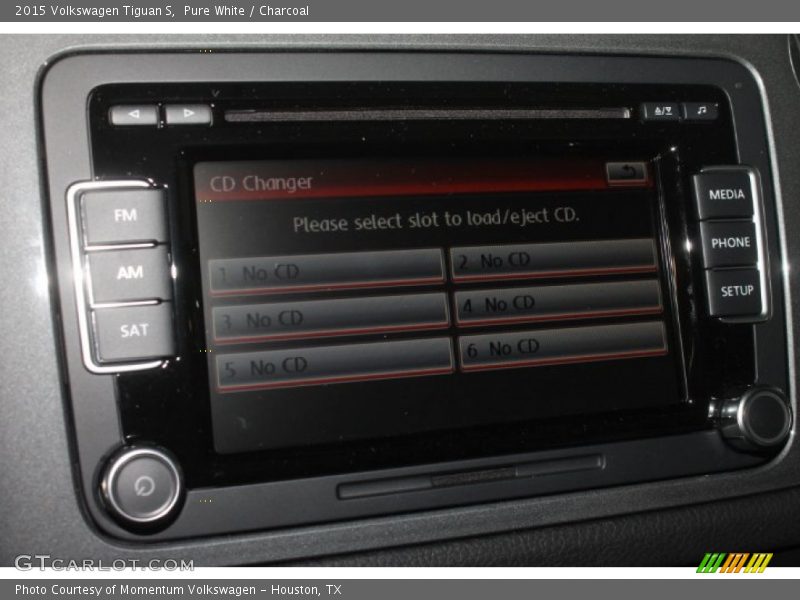 Pure White / Charcoal 2015 Volkswagen Tiguan S