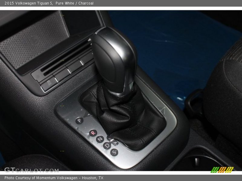 Pure White / Charcoal 2015 Volkswagen Tiguan S