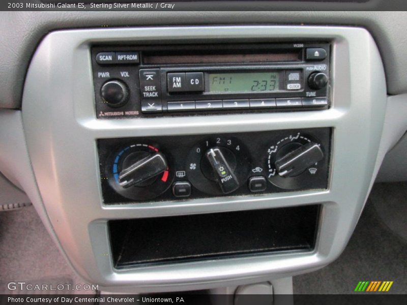 Sterling Silver Metallic / Gray 2003 Mitsubishi Galant ES