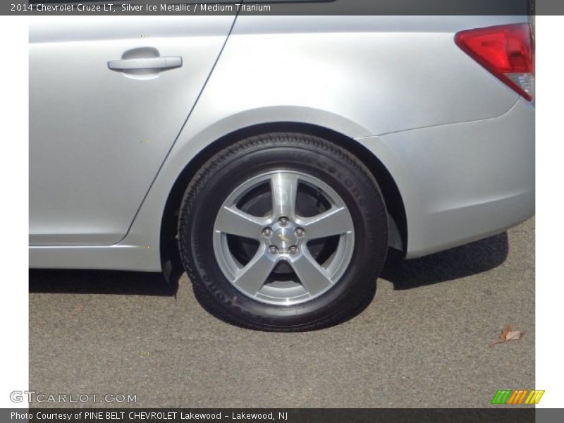 Silver Ice Metallic / Medium Titanium 2014 Chevrolet Cruze LT