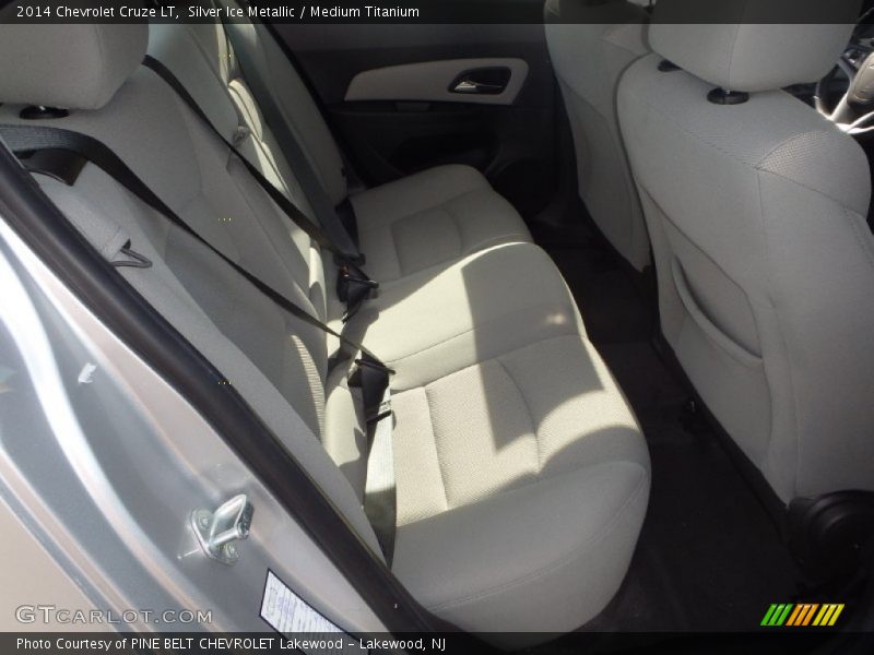 Silver Ice Metallic / Medium Titanium 2014 Chevrolet Cruze LT