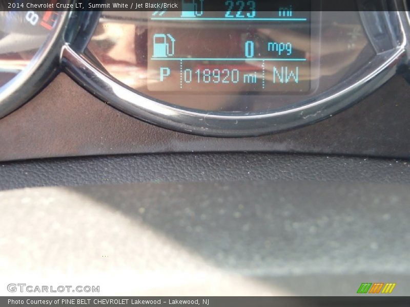 Summit White / Jet Black/Brick 2014 Chevrolet Cruze LT