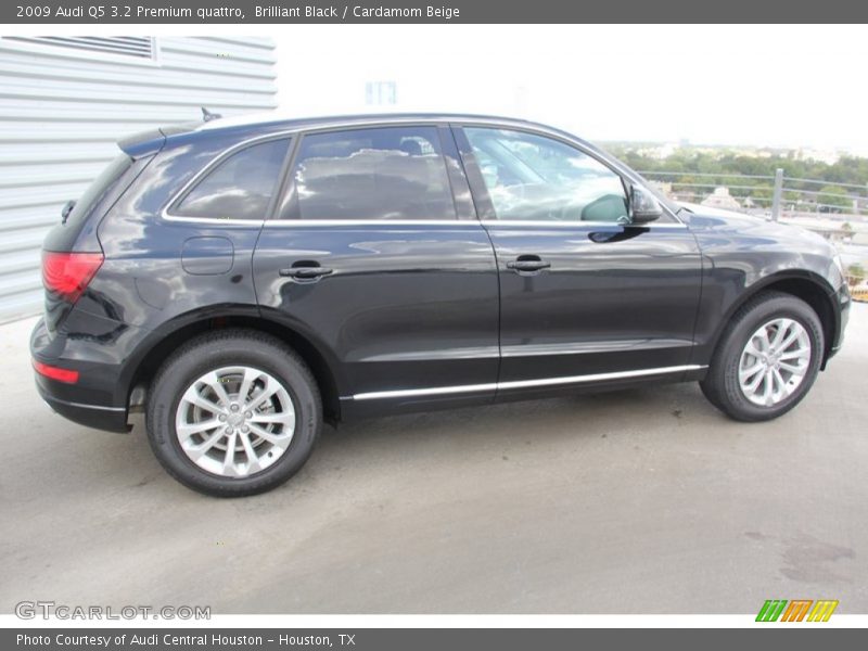 Brilliant Black / Cardamom Beige 2009 Audi Q5 3.2 Premium quattro