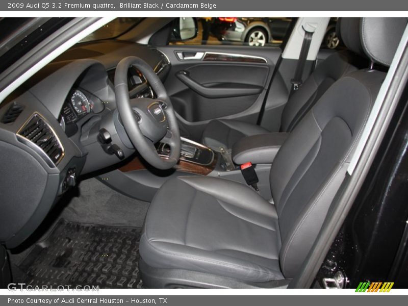 Brilliant Black / Cardamom Beige 2009 Audi Q5 3.2 Premium quattro