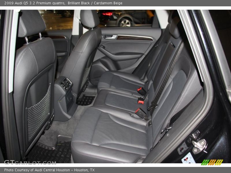Brilliant Black / Cardamom Beige 2009 Audi Q5 3.2 Premium quattro