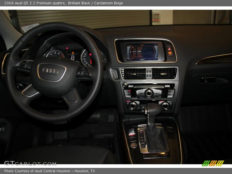 Brilliant Black / Cardamom Beige 2009 Audi Q5 3.2 Premium quattro