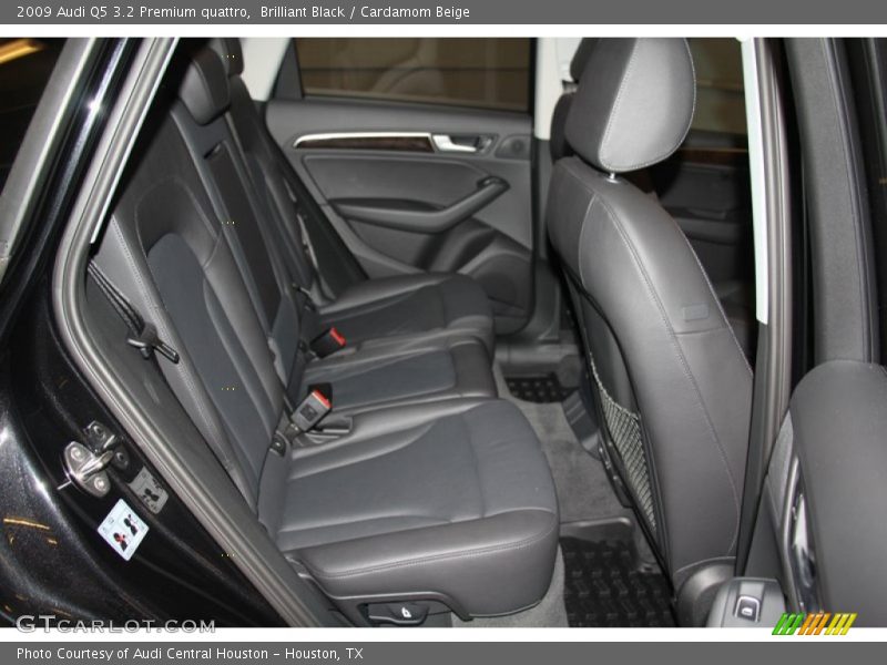 Brilliant Black / Cardamom Beige 2009 Audi Q5 3.2 Premium quattro