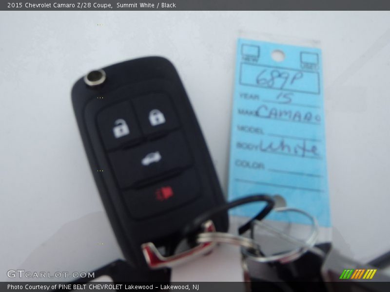 Summit White / Black 2015 Chevrolet Camaro Z/28 Coupe
