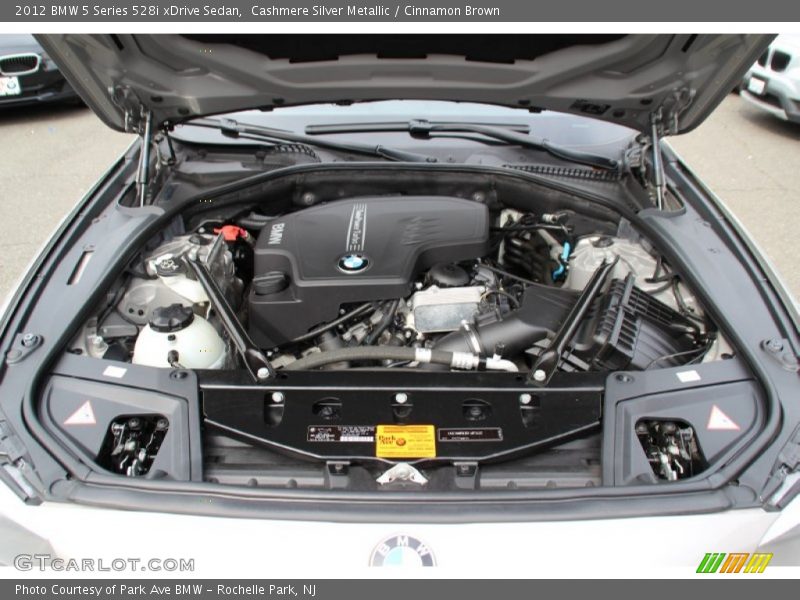 2012 5 Series 528i xDrive Sedan Engine - 2.0 Liter DI TwinPower Turbocharged DOHC 16-Valve VVT 4 Cylinder