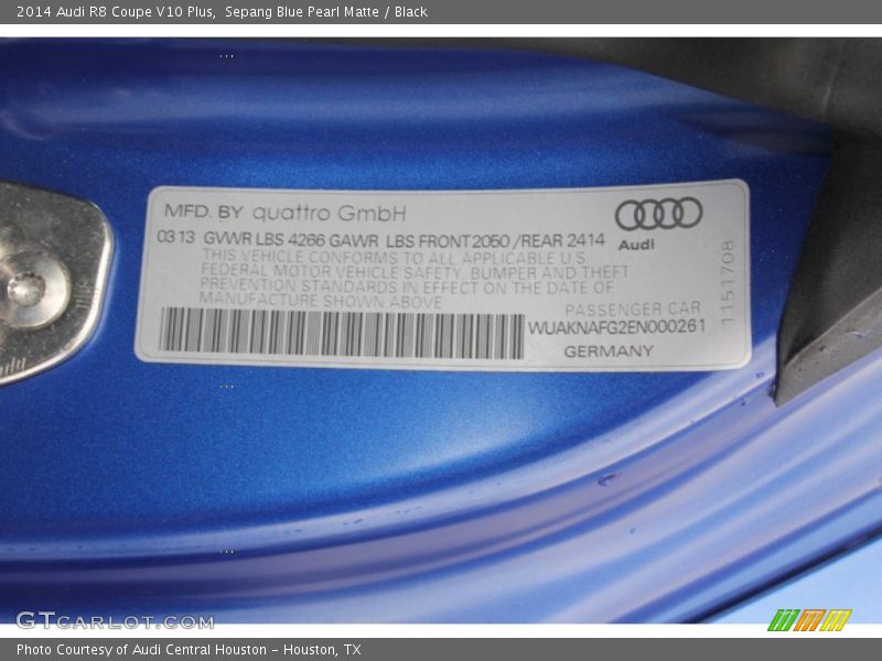 Sepang Blue Pearl Matte / Black 2014 Audi R8 Coupe V10 Plus
