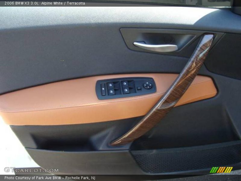 Alpine White / Terracotta 2006 BMW X3 3.0i