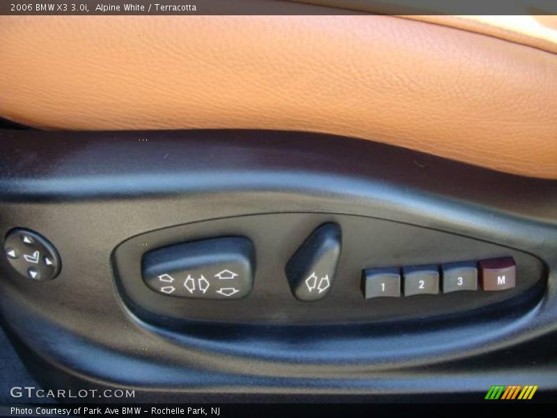 Alpine White / Terracotta 2006 BMW X3 3.0i