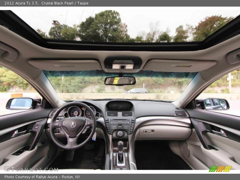 Dashboard of 2012 TL 3.5