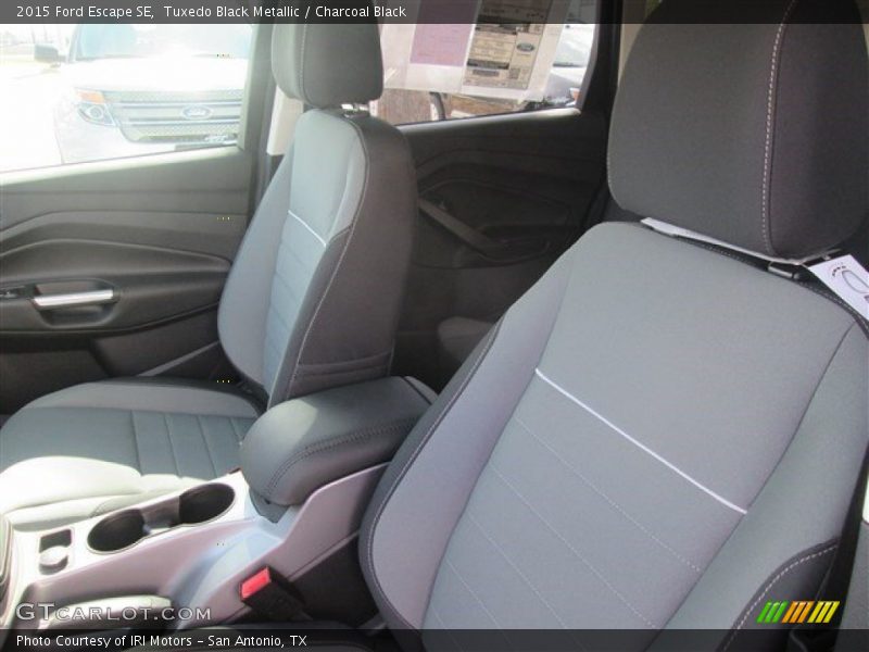 Tuxedo Black Metallic / Charcoal Black 2015 Ford Escape SE