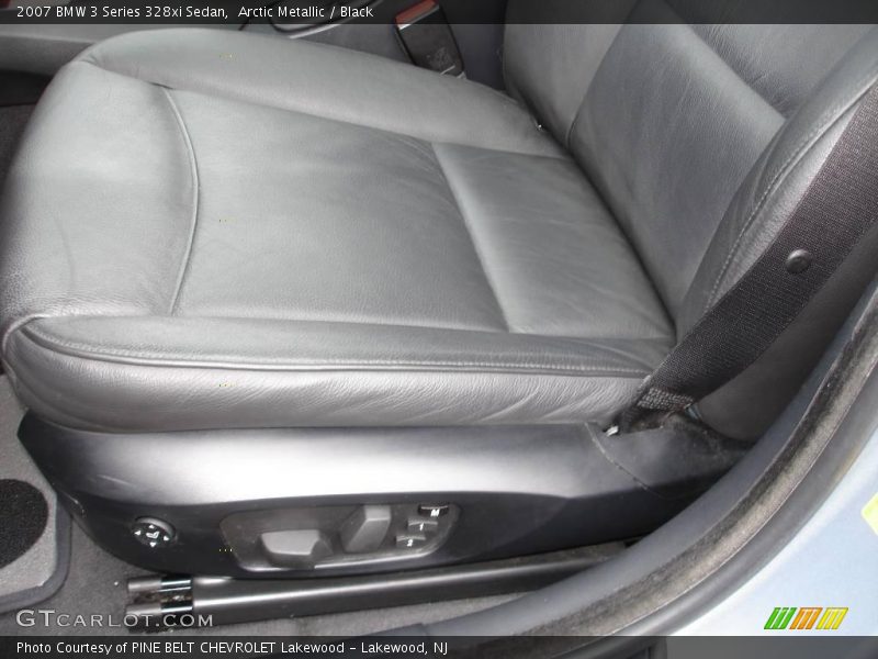 Arctic Metallic / Black 2007 BMW 3 Series 328xi Sedan