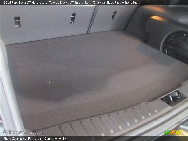 Tuxedo Black / ST Smoke Storm/Charcoal Black Recaro Sport Seats 2014 Ford Focus ST Hatchback