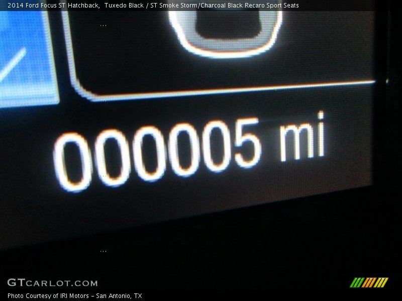 Tuxedo Black / ST Smoke Storm/Charcoal Black Recaro Sport Seats 2014 Ford Focus ST Hatchback