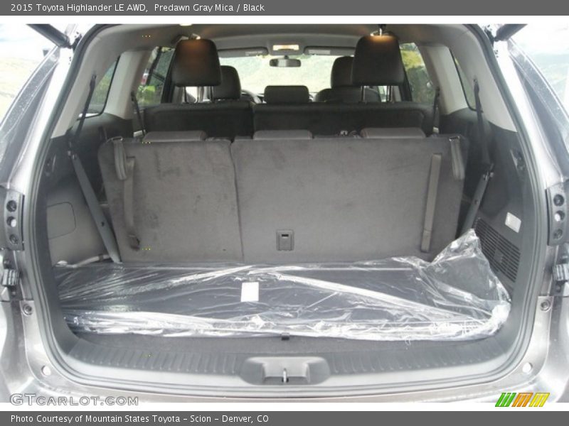 Predawn Gray Mica / Black 2015 Toyota Highlander LE AWD