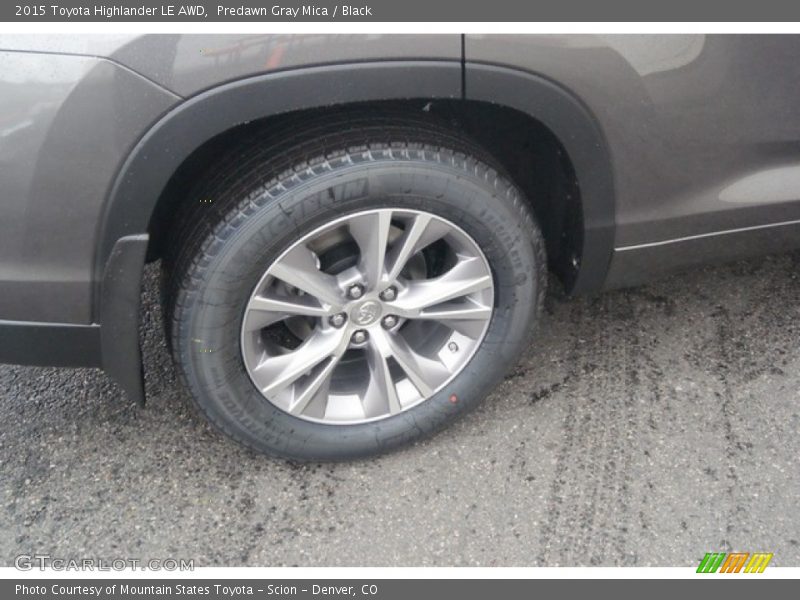 Predawn Gray Mica / Black 2015 Toyota Highlander LE AWD