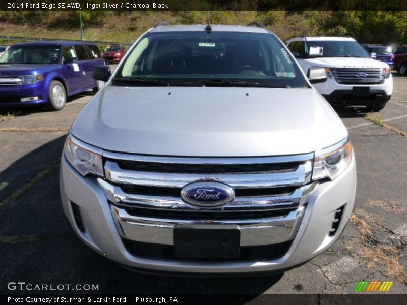 Ingot Silver / Charcoal Black 2014 Ford Edge SE AWD