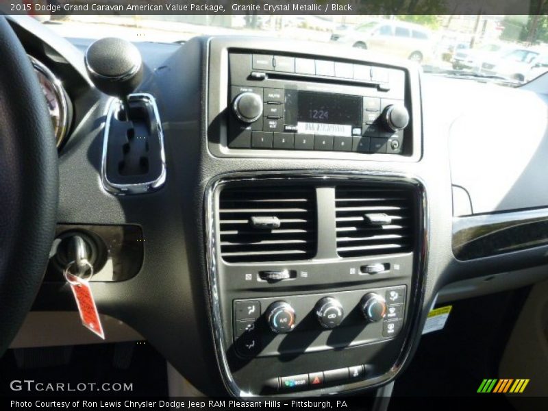 Granite Crystal Metallic / Black 2015 Dodge Grand Caravan American Value Package