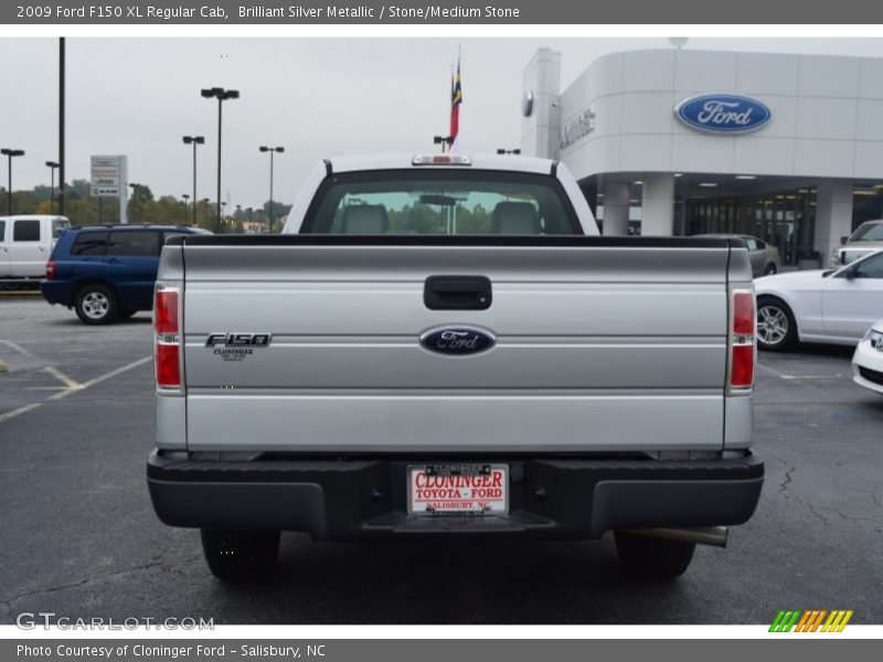 Brilliant Silver Metallic / Stone/Medium Stone 2009 Ford F150 XL Regular Cab