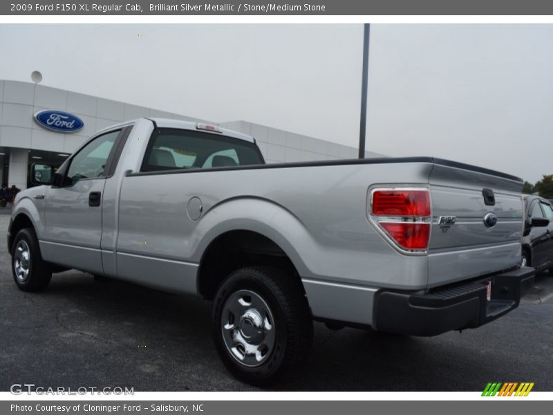 Brilliant Silver Metallic / Stone/Medium Stone 2009 Ford F150 XL Regular Cab