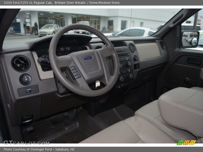 Brilliant Silver Metallic / Stone/Medium Stone 2009 Ford F150 XL Regular Cab