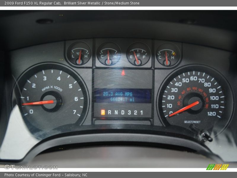 Brilliant Silver Metallic / Stone/Medium Stone 2009 Ford F150 XL Regular Cab