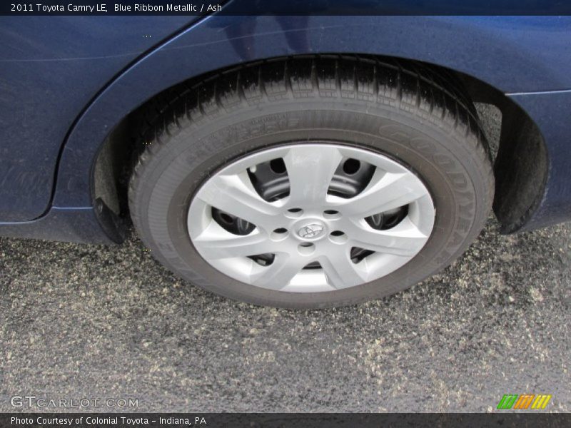 Blue Ribbon Metallic / Ash 2011 Toyota Camry LE